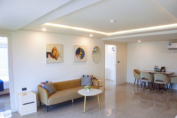 Room 62 of 168