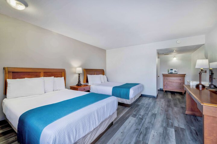 Room 3 of 26