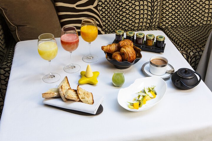 Breakfast/Coffee Service 44 of 53