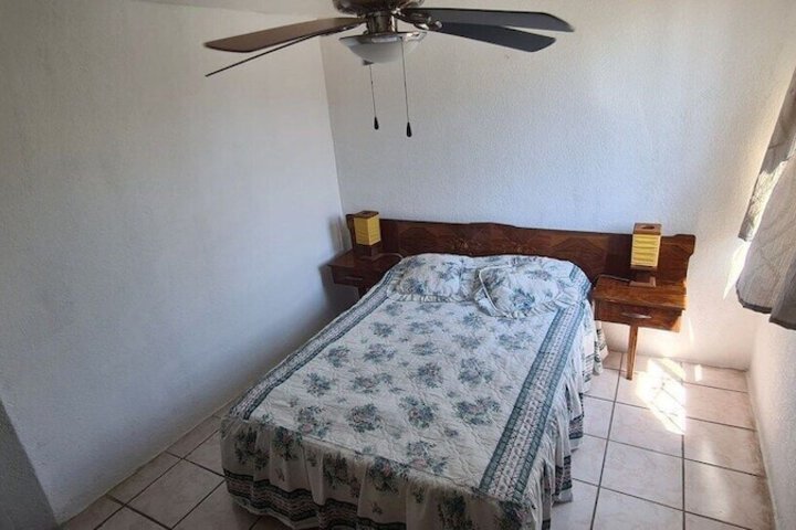 Room 2 of 17