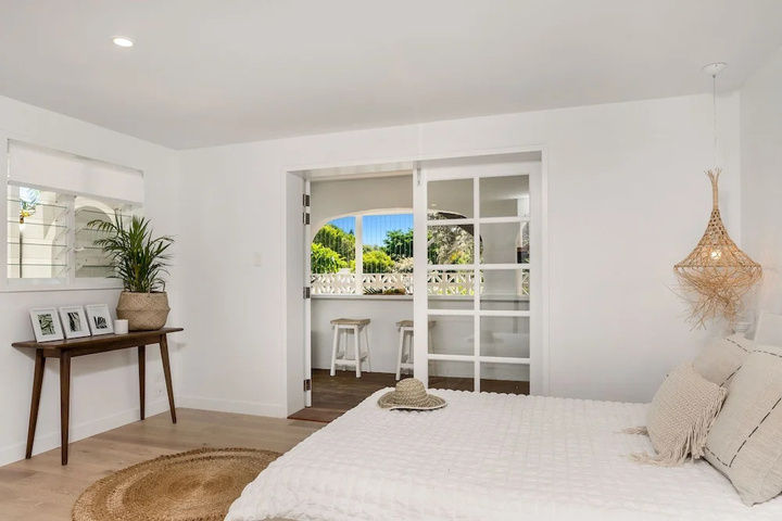 Room 5 of 20