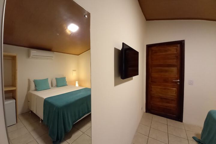 Room 10 of 63