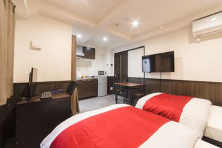 Room 8 of 29