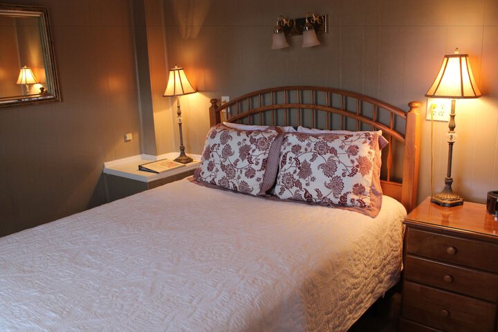 Room 45 of 243