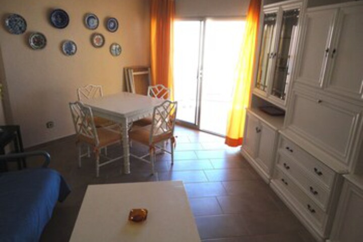 Room 3 of 7