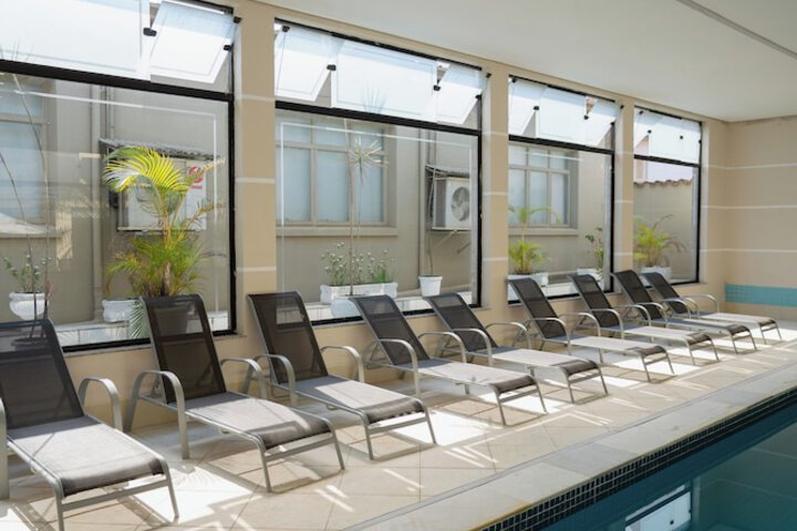 Pool 82 of 175