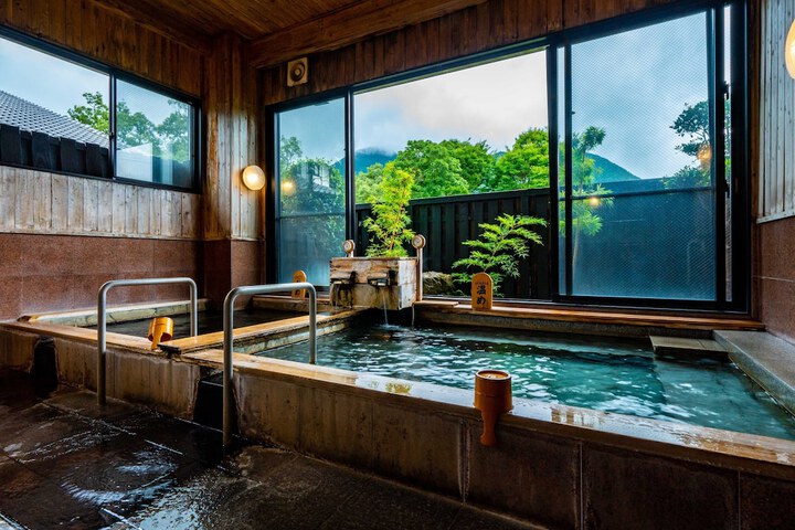 Public bath