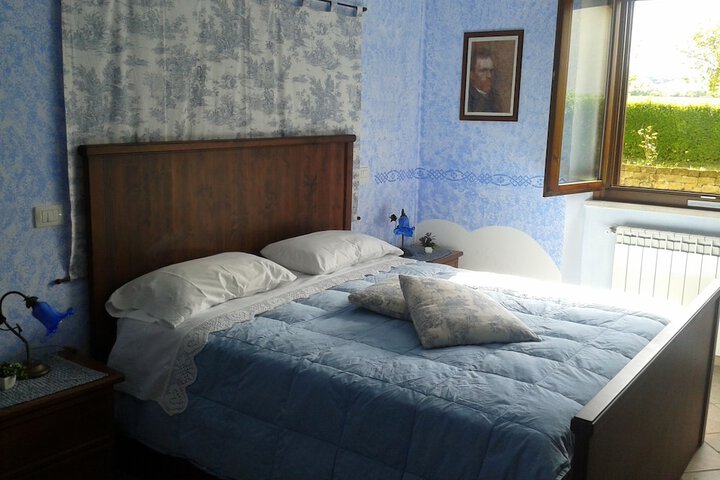 Room 3 of 45