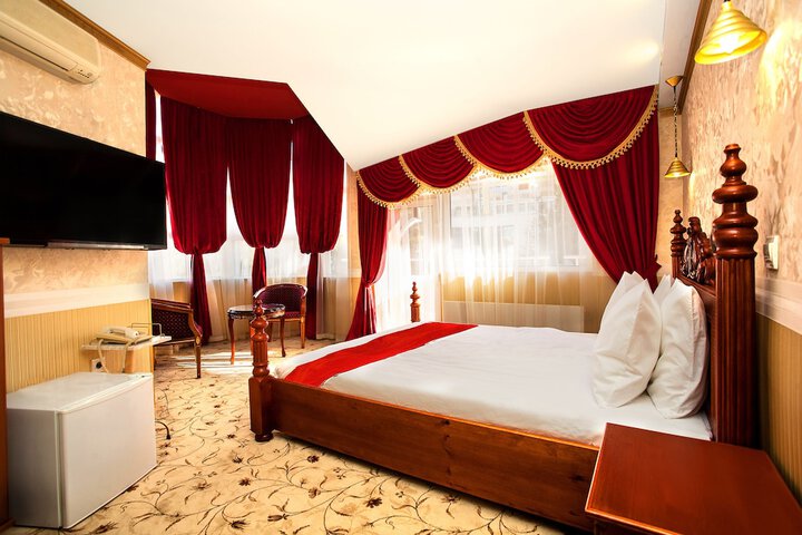 Room 18 of 59