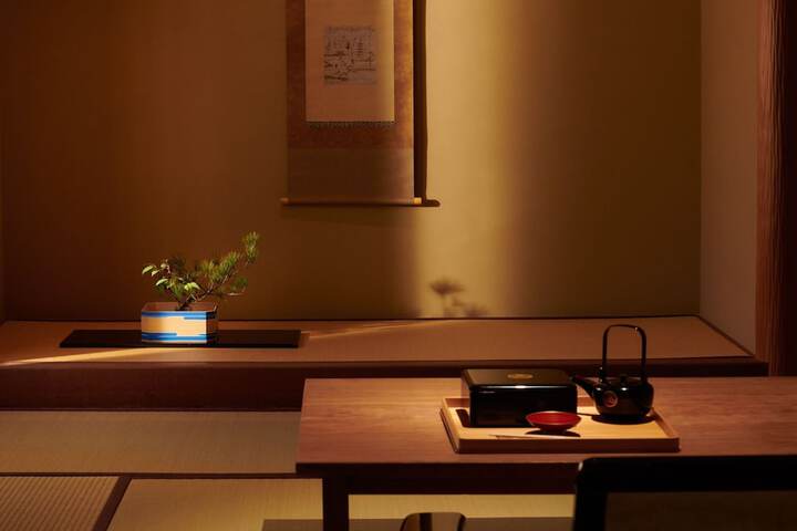 Room 19 of 110