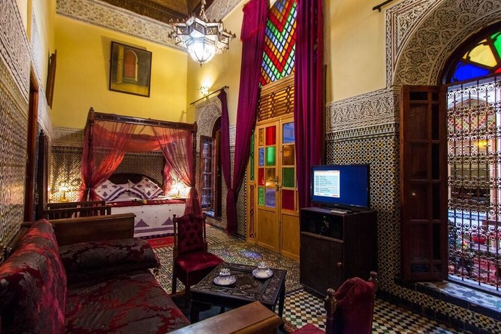Room 17 of 52