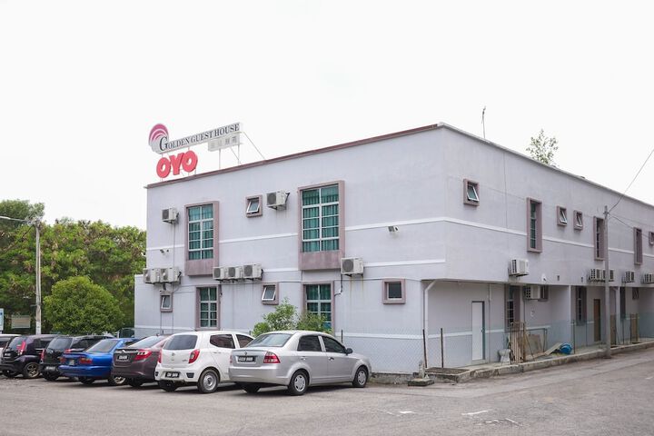 Hotel Entry
