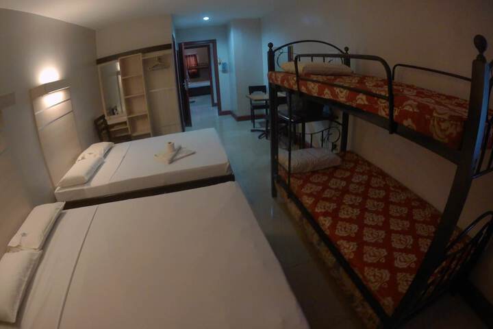 Room 72 of 94