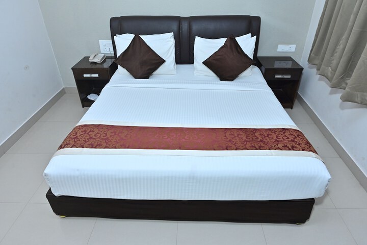 Room 27 of 63