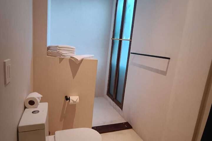 Room 29 of 79