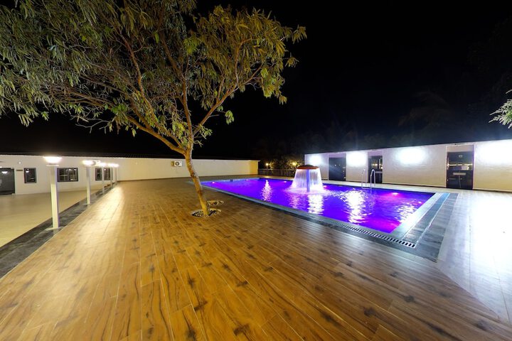 Pool 49 of 78