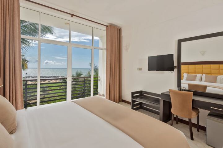 Room 15 of 46