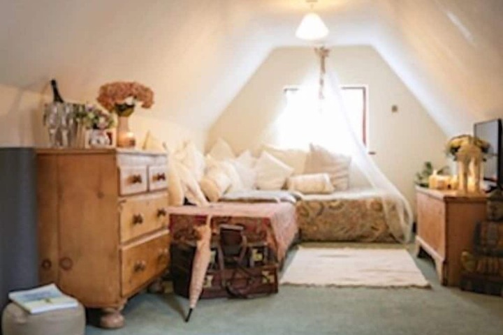 Room 8 of 61
