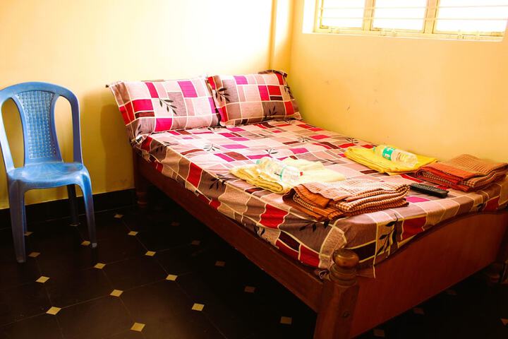 Room 18 of 26