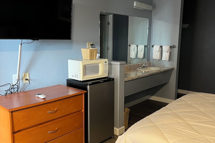 Room 15 of 35