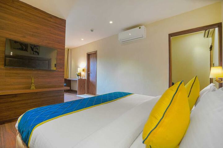 Room 13 of 39
