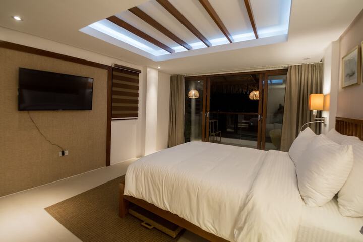 Room 10 of 49