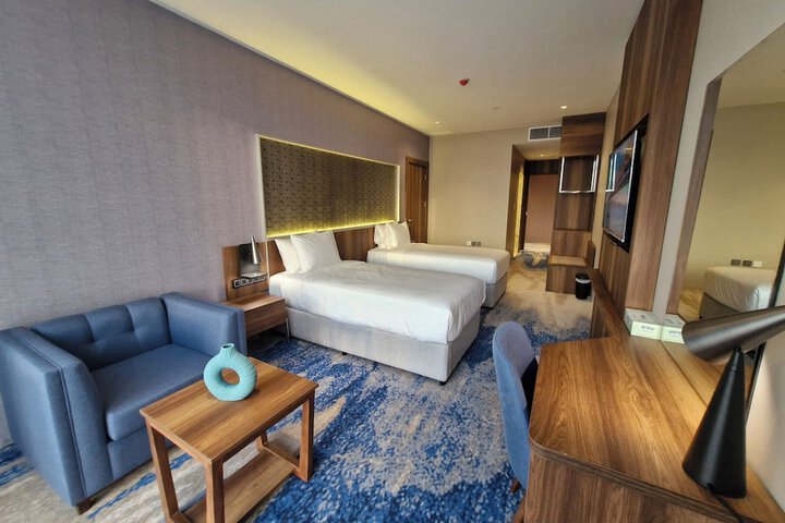 Room 12 of 62