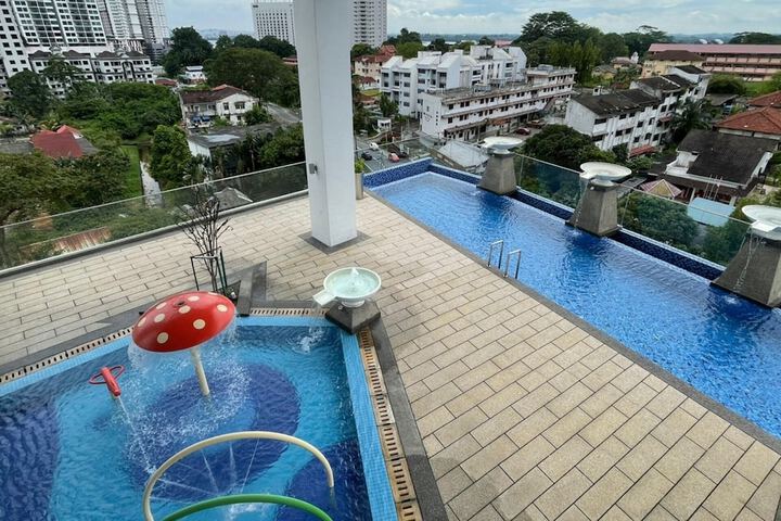 Pool 20 of 27