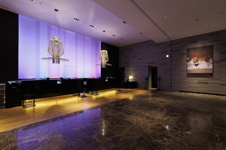 Hotel Interior 7 of 121
