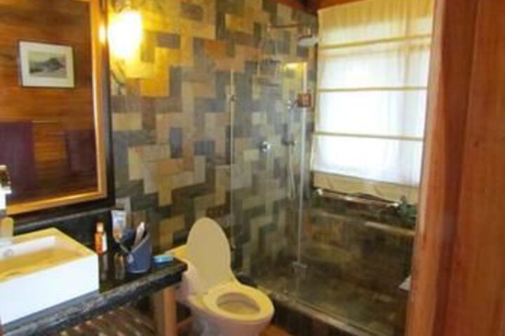 Room 13 of 26