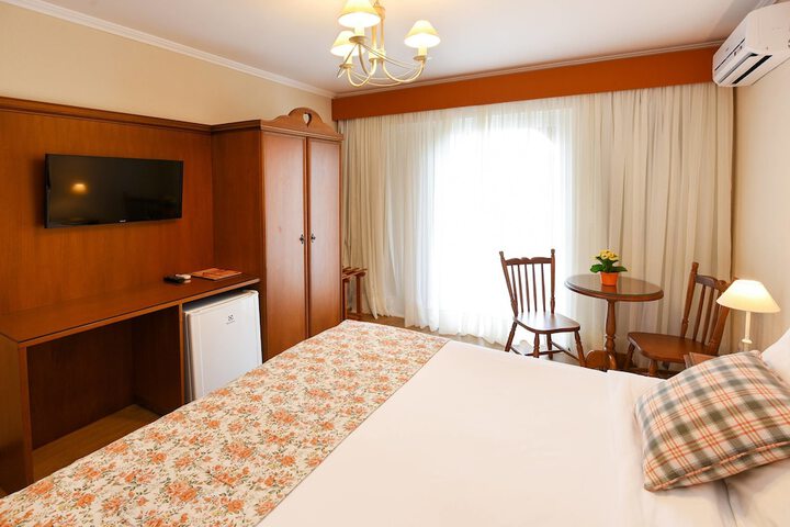 Room 8 of 58