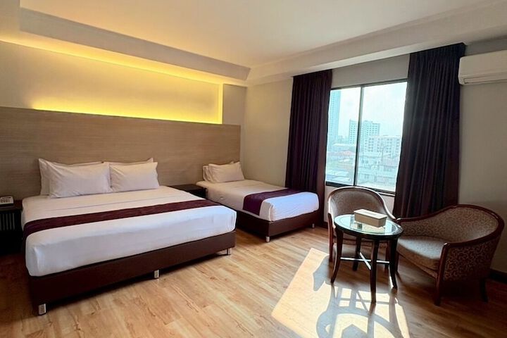 Room 17 of 26
