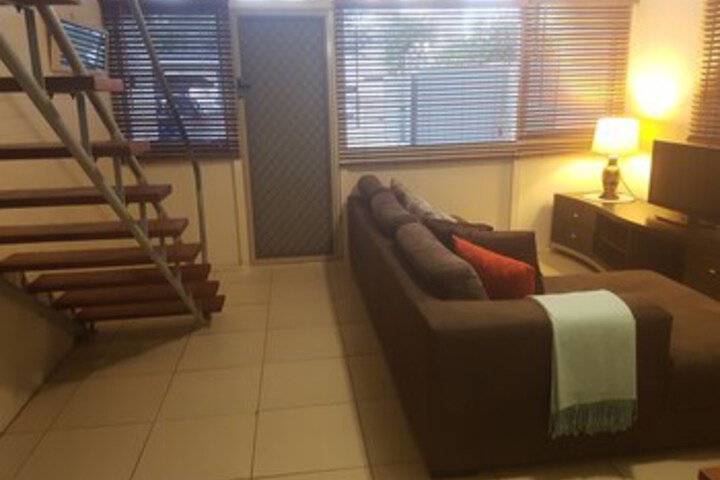 Room 12 of 18