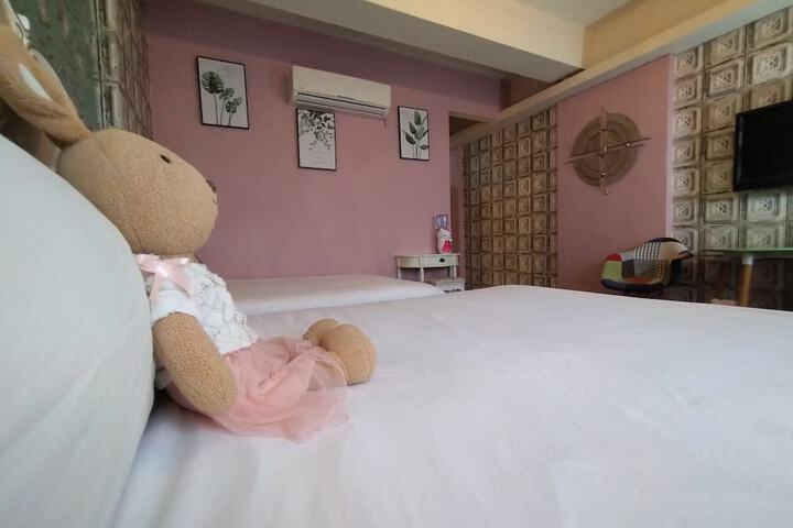 Room 27 of 54