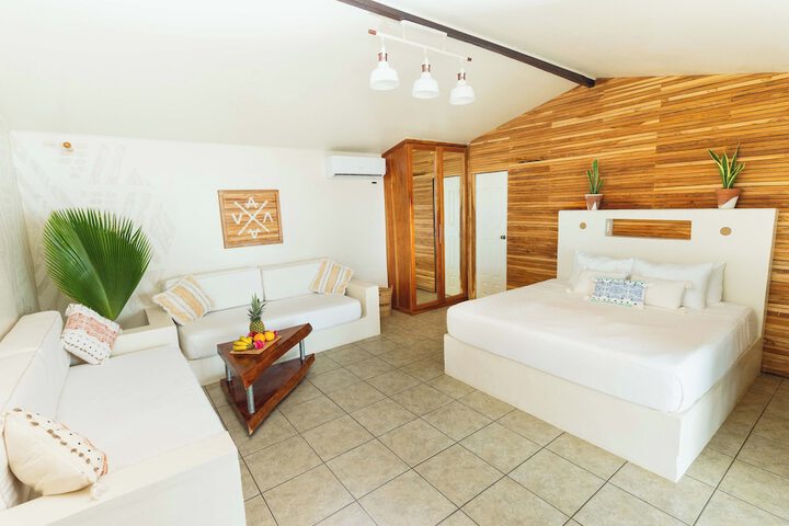 Room 14 of 140