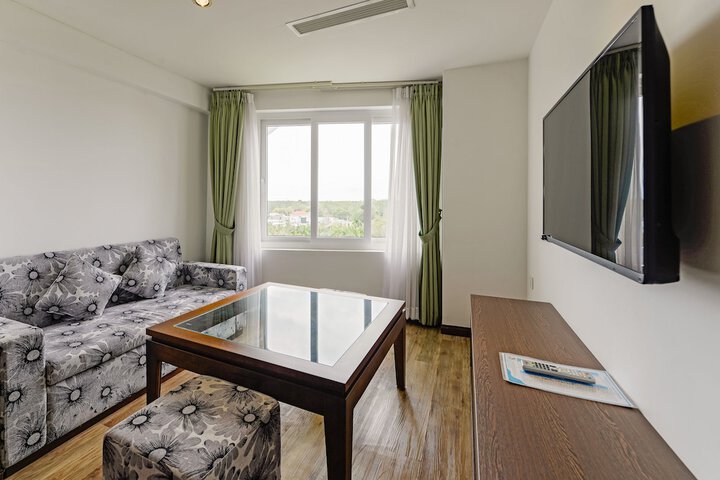 Room 34 of 140