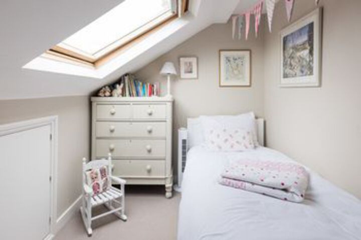 Room 16 of 25