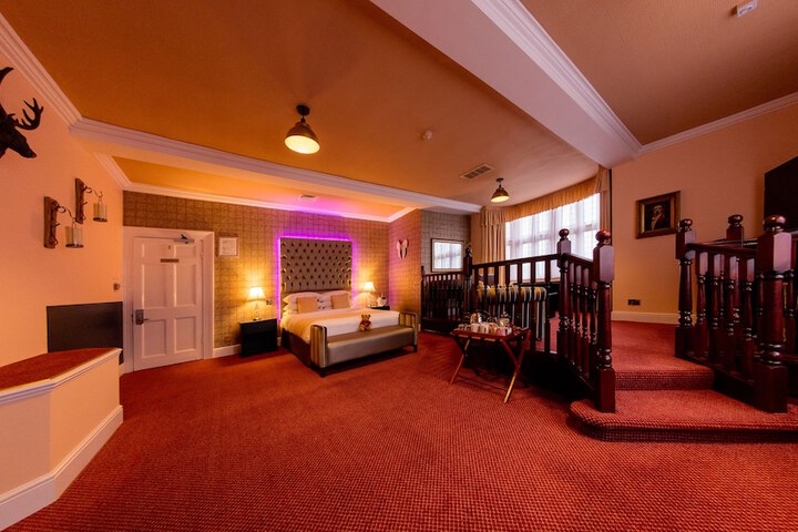 Room 26 of 54