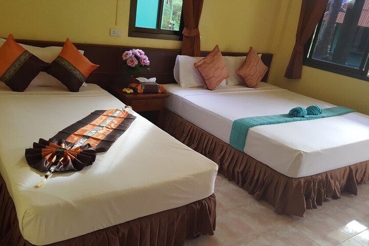 Room 7 of 25