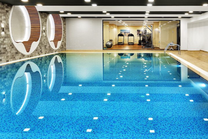 Pools & Facilities