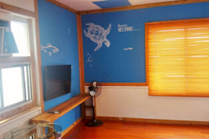 Room 50 of 107