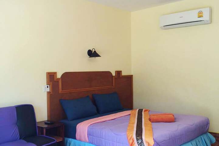 Room 7 of 34