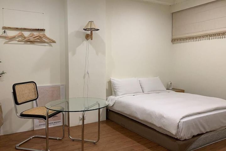 Room 25 of 54