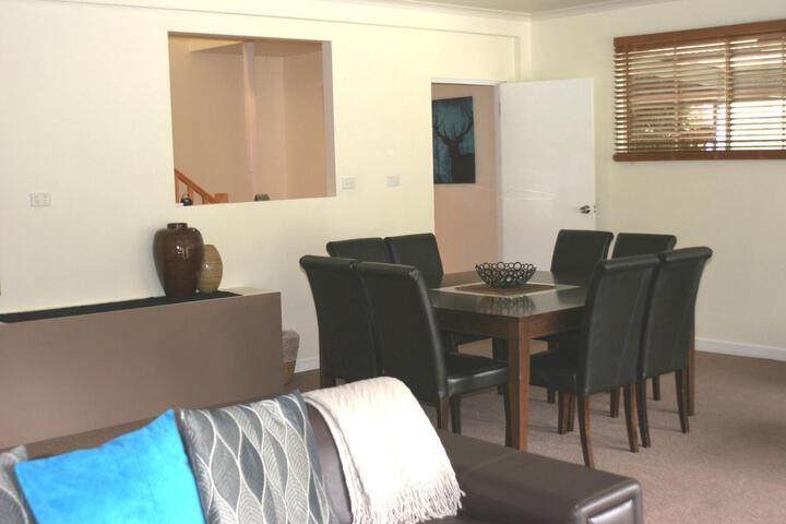 Room 3 of 12