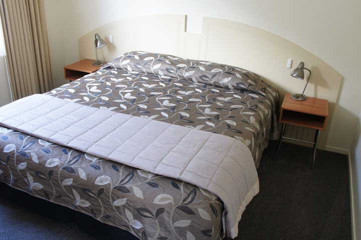 Room 12 of 93