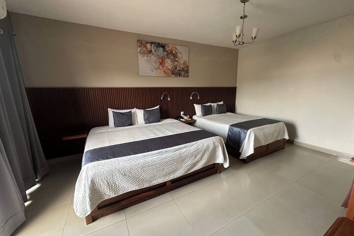 Room 29 of 33