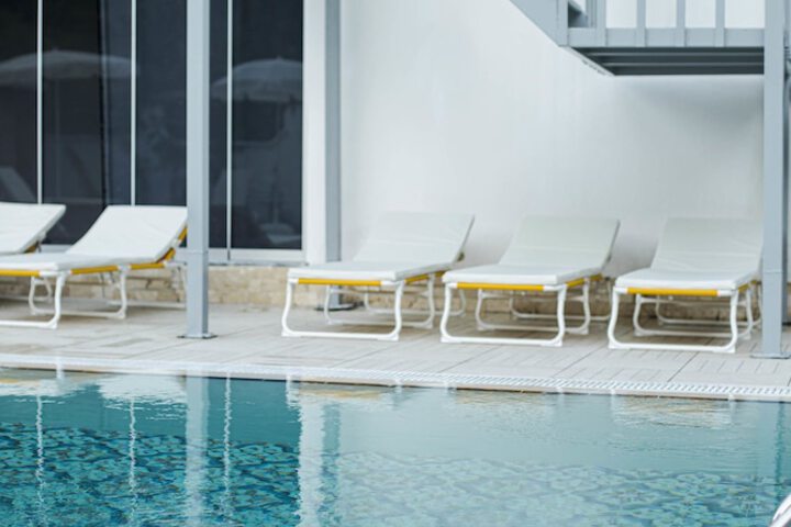 Pool 113 of 135