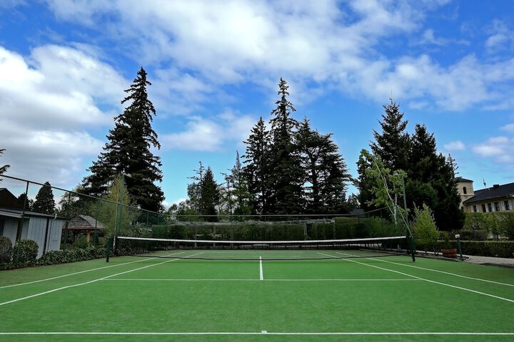 Tennis court