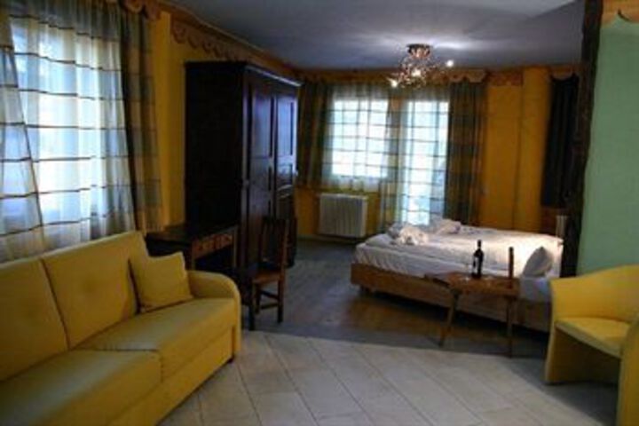 Room 19 of 45