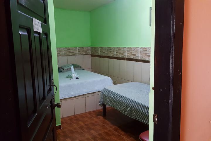 Room 8 of 39